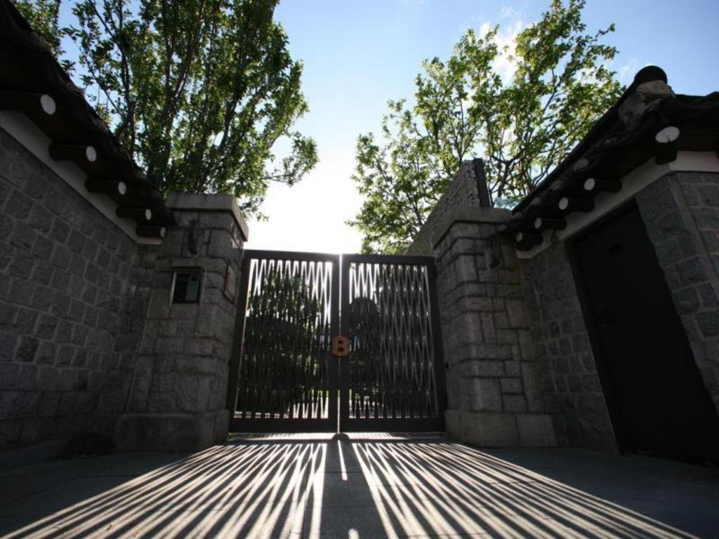 Bonum 1957 Hanok And Boutique Сеул Екстериор снимка